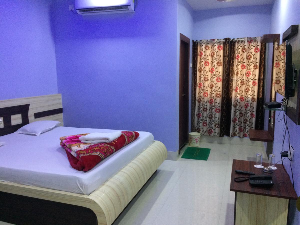 دوغار Hotel Sharda Inn المظهر الخارجي الصورة