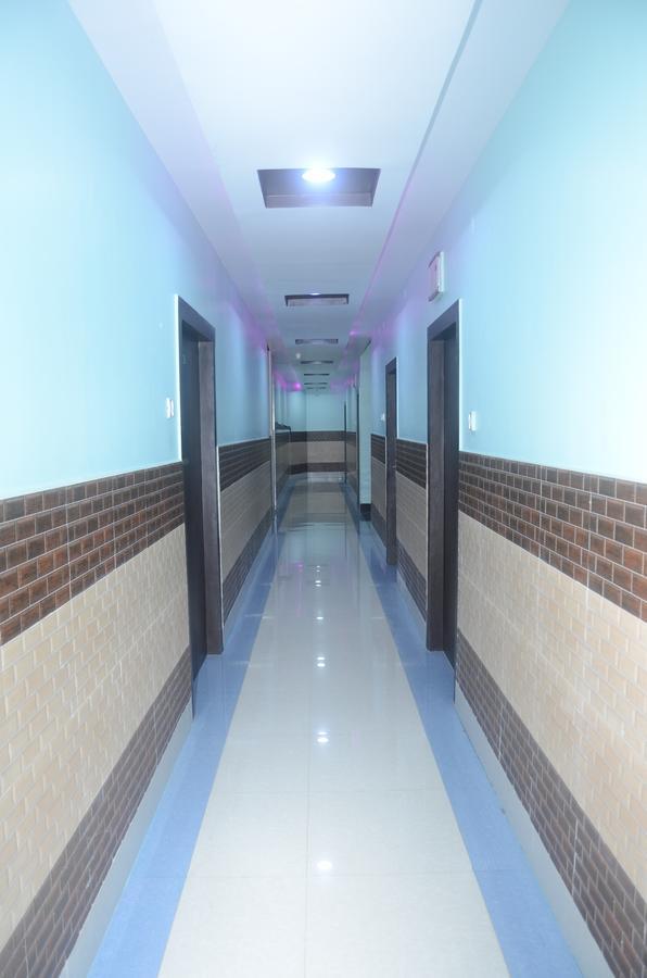 دوغار Hotel Sharda Inn المظهر الخارجي الصورة